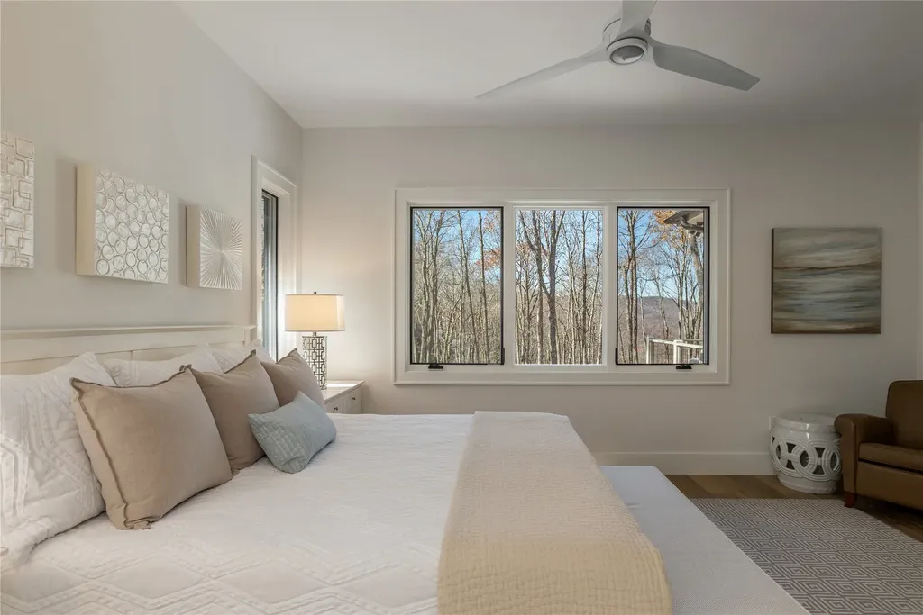 47 Noble Crest Trail Glenville NC 28736