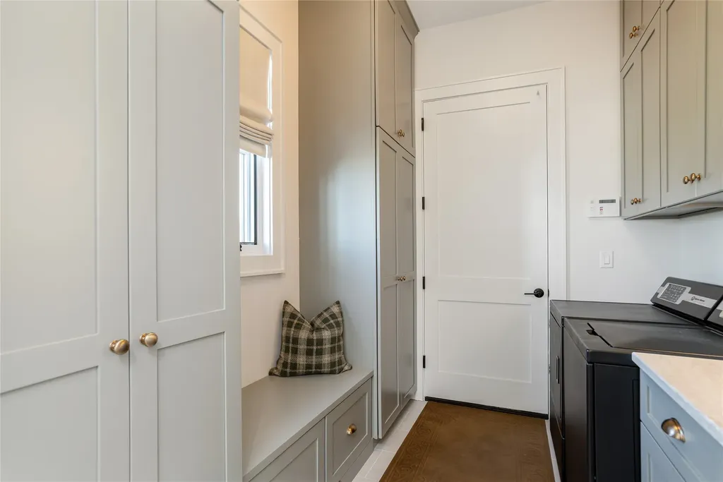 47 Noble Crest Trail Glenville NC 28736