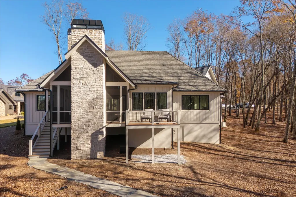 47 Noble Crest Trail Glenville NC 28736