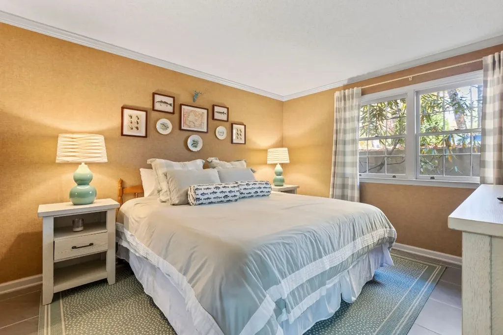 68 Toxaway Point Lake Toxaway NC 28747