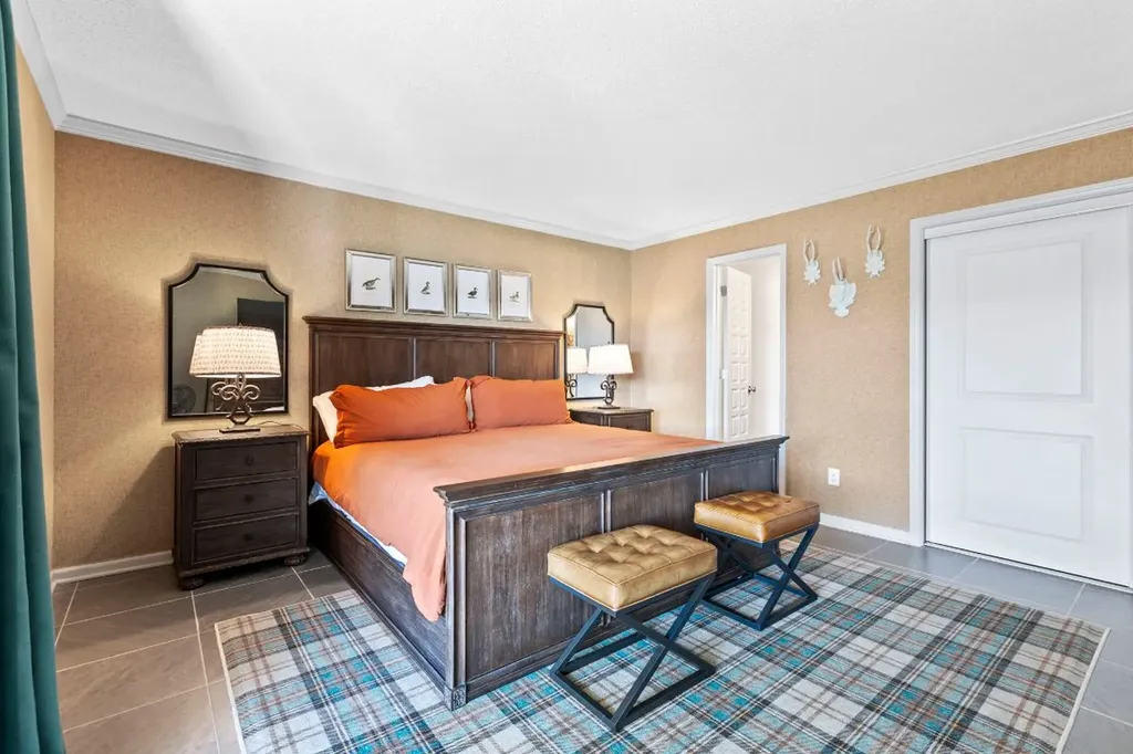 68 Toxaway Point Lake Toxaway NC 28747