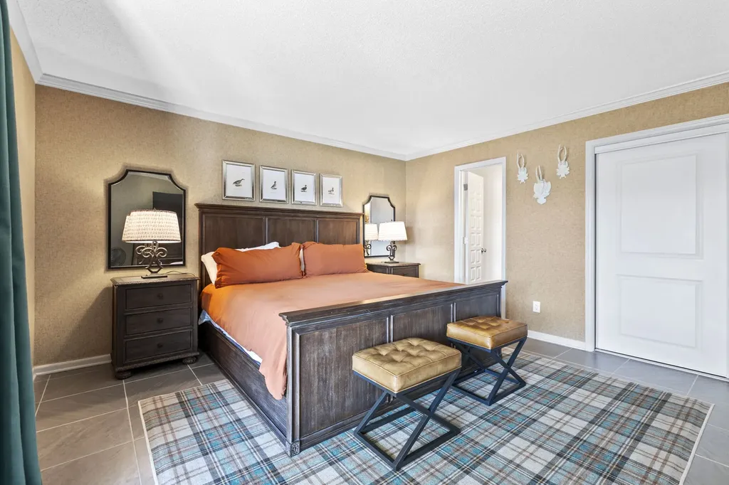 68 Toxaway Point Lake Toxaway NC 28747