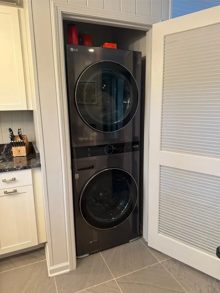 68 Toxaway Point Lake Toxaway NC 28747