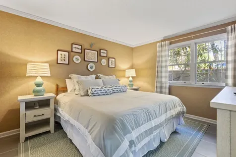 68 Toxaway Point Lake Toxaway NC 28747