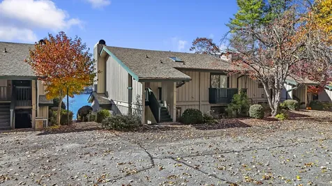 68 Toxaway Point Lake Toxaway NC 28747