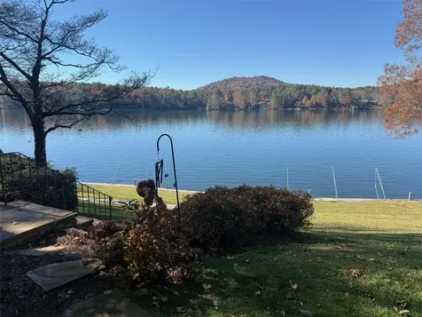 68 Toxaway Point Lake Toxaway NC 28747
