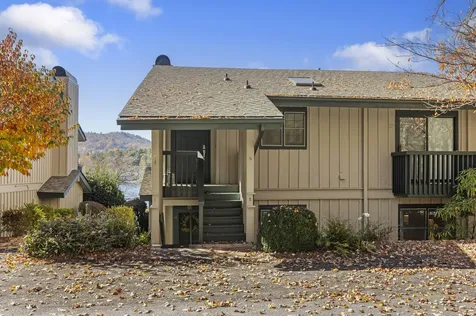 68 Toxaway Point Lake Toxaway NC 28747