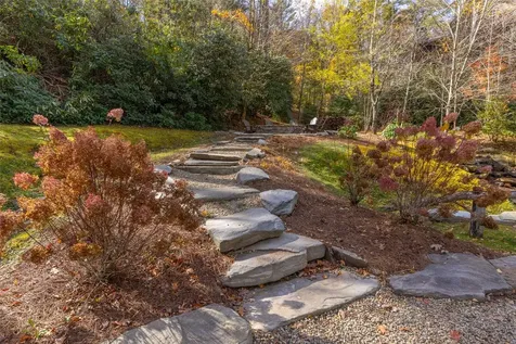 Tbd Rivers Edge Road Highlands NC 28741