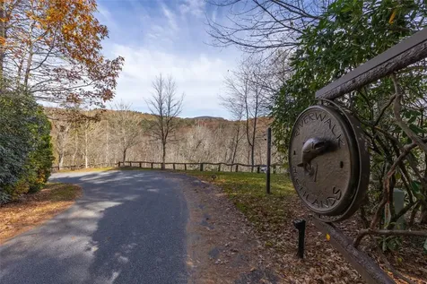 Tbd Rivers Edge Road Highlands NC 28741