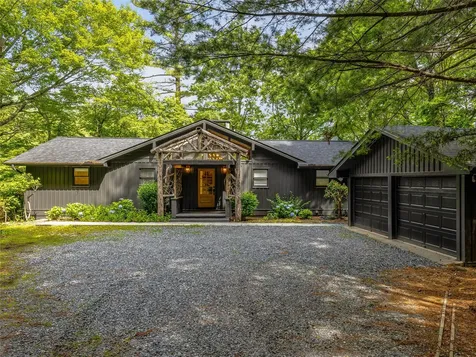 412 Cherokee Trace Lake Toxaway NC 28747