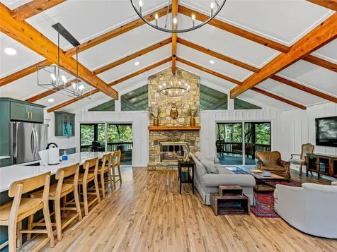 412 Cherokee Trace Lake Toxaway NC 28747