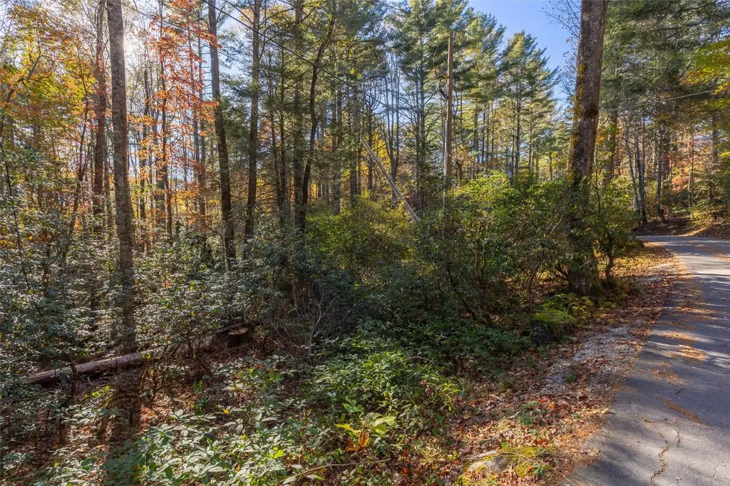 L22,23 Hideaway Trail Highlands NC 28741