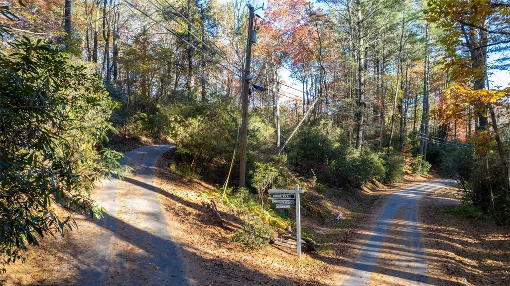 L22,23 Hideaway Trail Highlands NC 28741