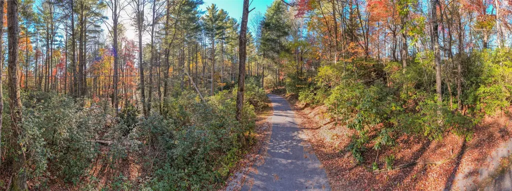 L22,23 Hideaway Trail Highlands NC 28741