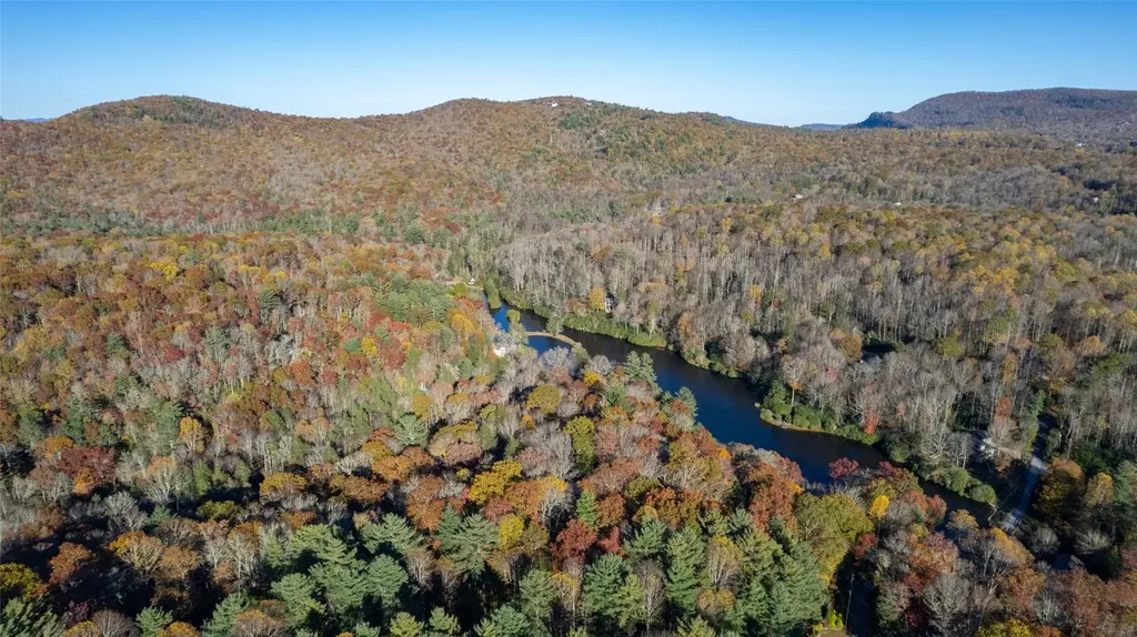 L22,23 Hideaway Trail Highlands NC 28741