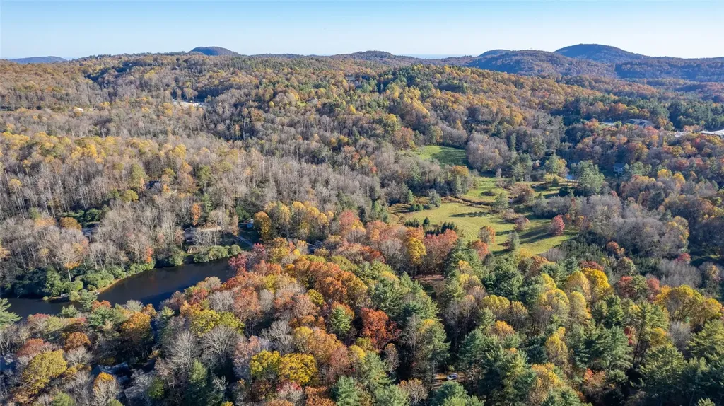 L22,23 Hideaway Trail Highlands NC 28741