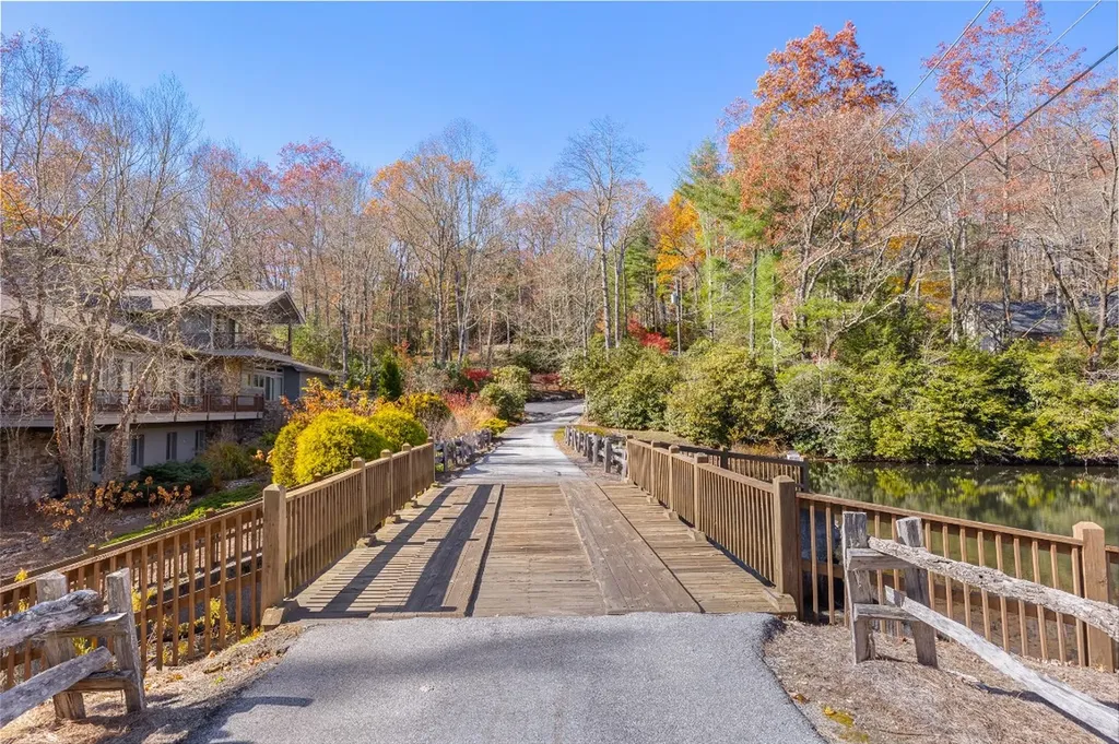 L22,23 Hideaway Trail Highlands NC 28741