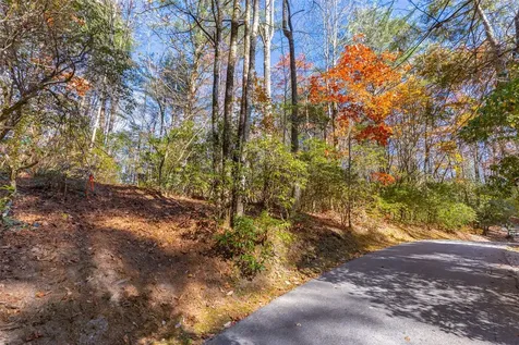 L22,23 Hideaway Trail Highlands NC 28741