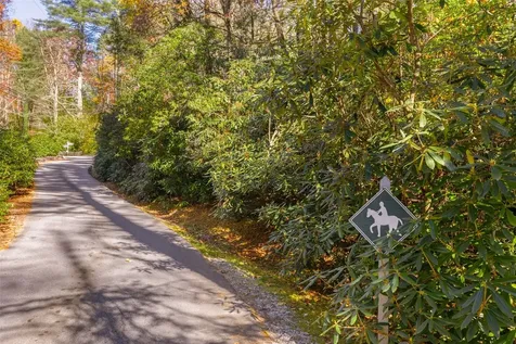 L22,23 Hideaway Trail Highlands NC 28741