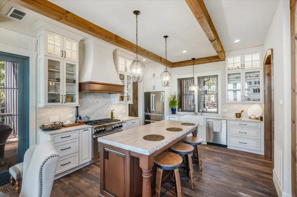 1544 Panthertown Road Lake Toxaway NC 28747