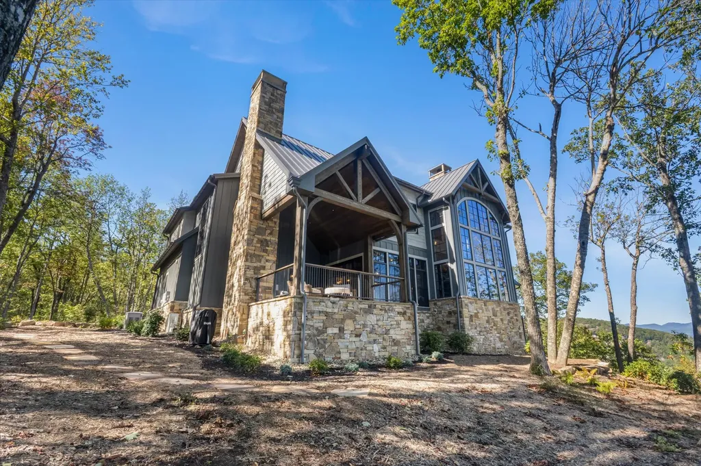 1544 Panthertown Road Lake Toxaway NC 28747