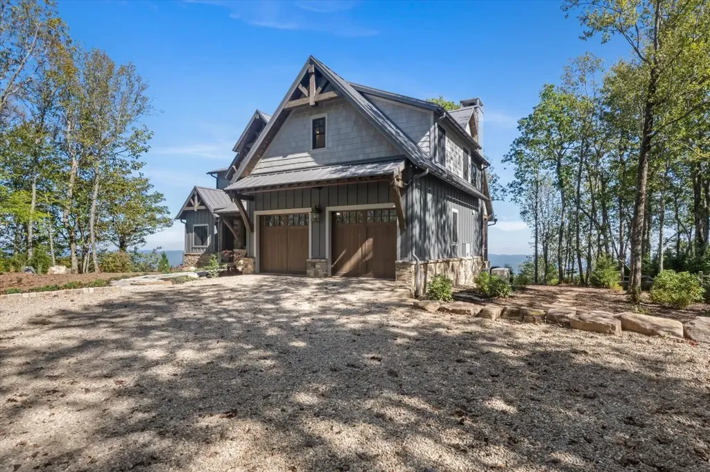 1544 Panthertown Road Lake Toxaway NC 28747