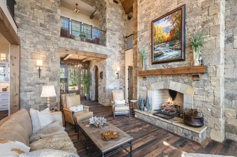 1544 Panthertown Road Lake Toxaway NC 28747