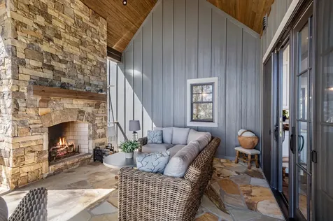 1544 Panthertown Road Lake Toxaway NC 28747
