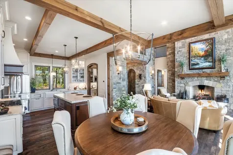 1544 Panthertown Road Lake Toxaway NC 28747