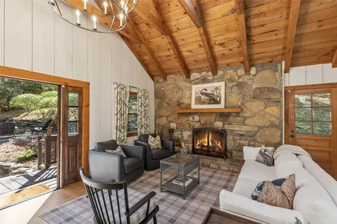 140 Kettle Creek Road Cashiers NC 28717