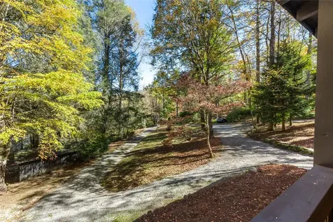 140 Kettle Creek Road Cashiers NC 28717