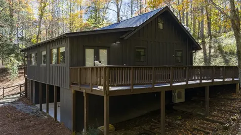 140 Kettle Creek Road Cashiers NC 28717