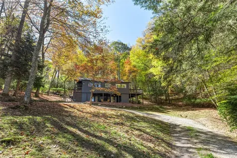140 Kettle Creek Road Cashiers NC 28717