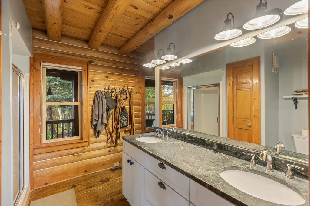 6681 Big Ridge Road Glenville NC 28736