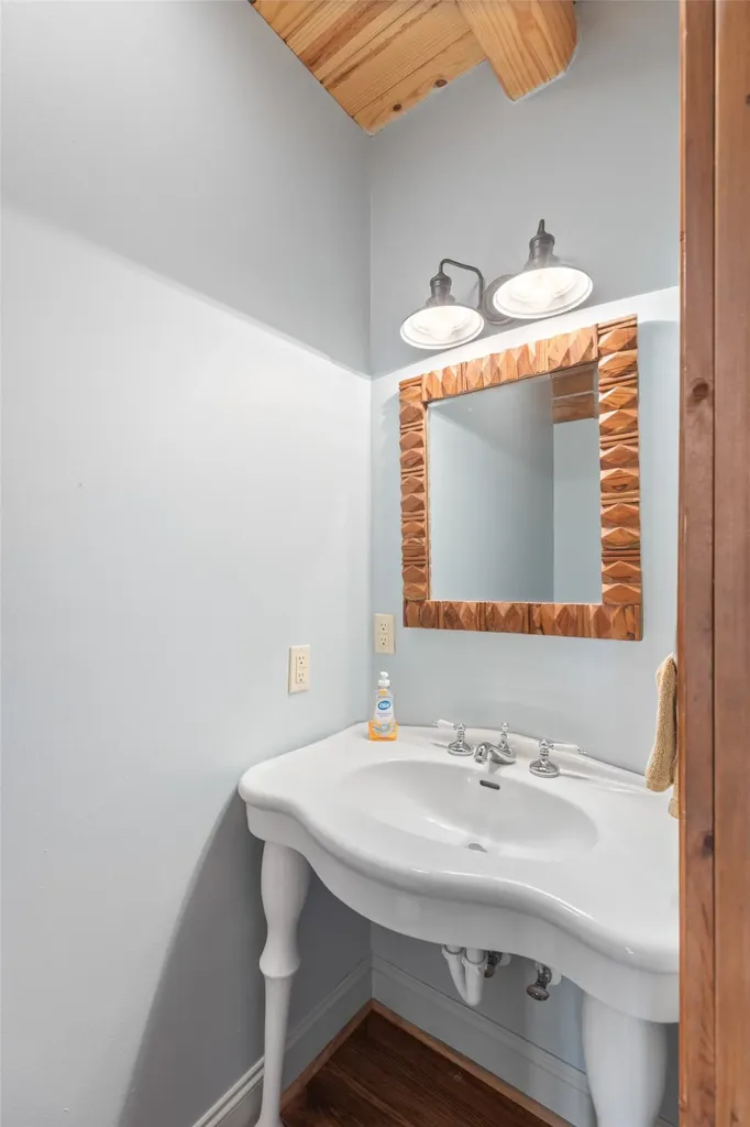 6681 Big Ridge Road Glenville NC 28736