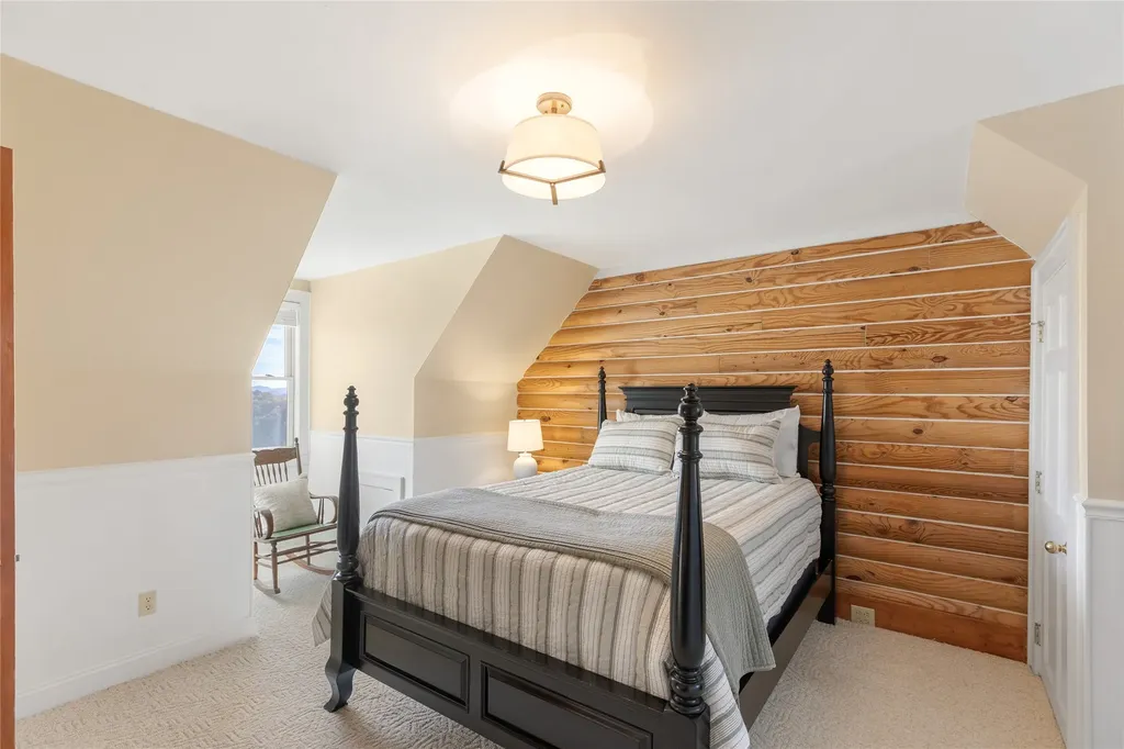 6681 Big Ridge Road Glenville NC 28736