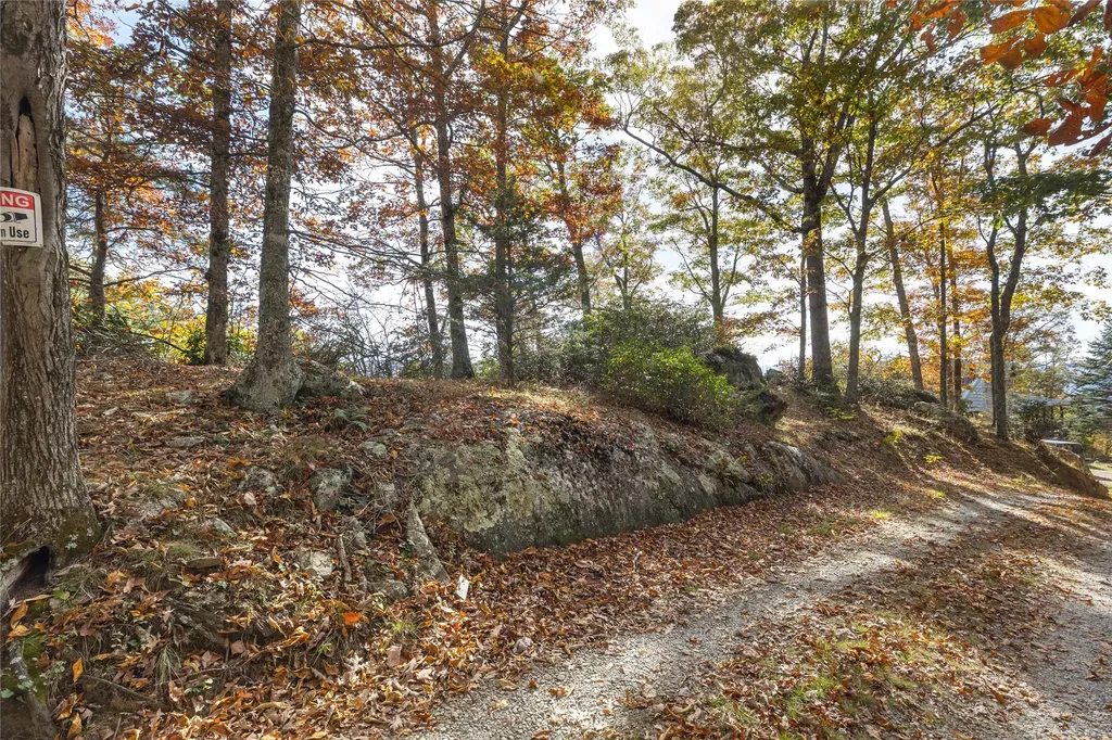 6681 Big Ridge Road Glenville NC 28736