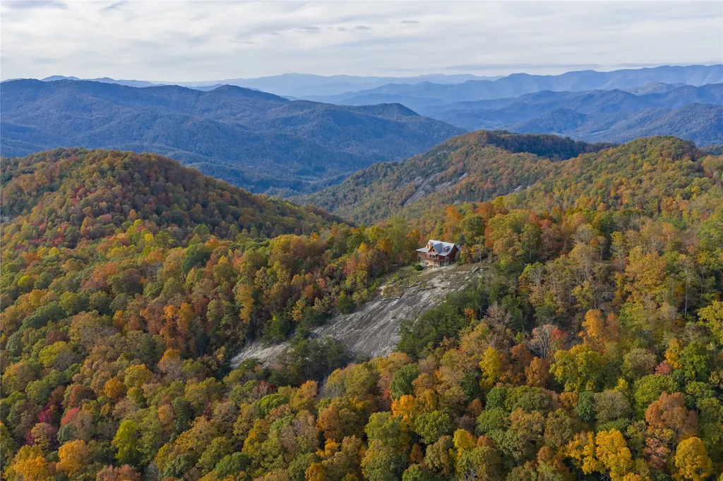 6681 Big Ridge Road Glenville NC 28736