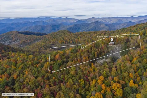 6681 Big Ridge Road Glenville NC 28736