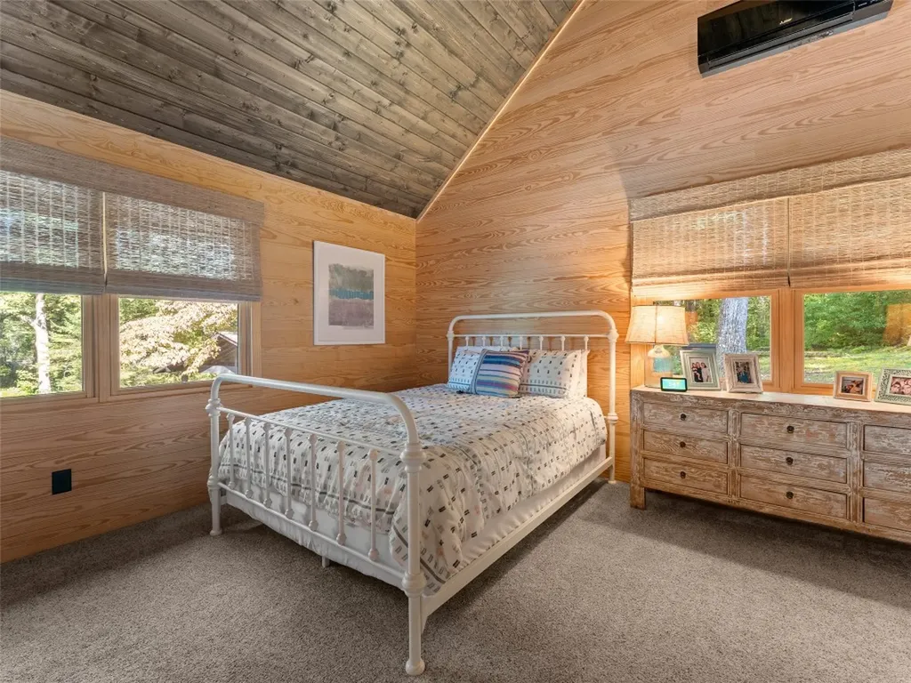 212 Shore Drive Lake Toxaway NC 28747