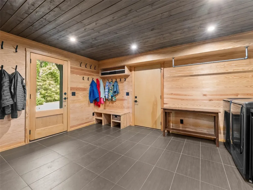 212 Shore Drive Lake Toxaway NC 28747