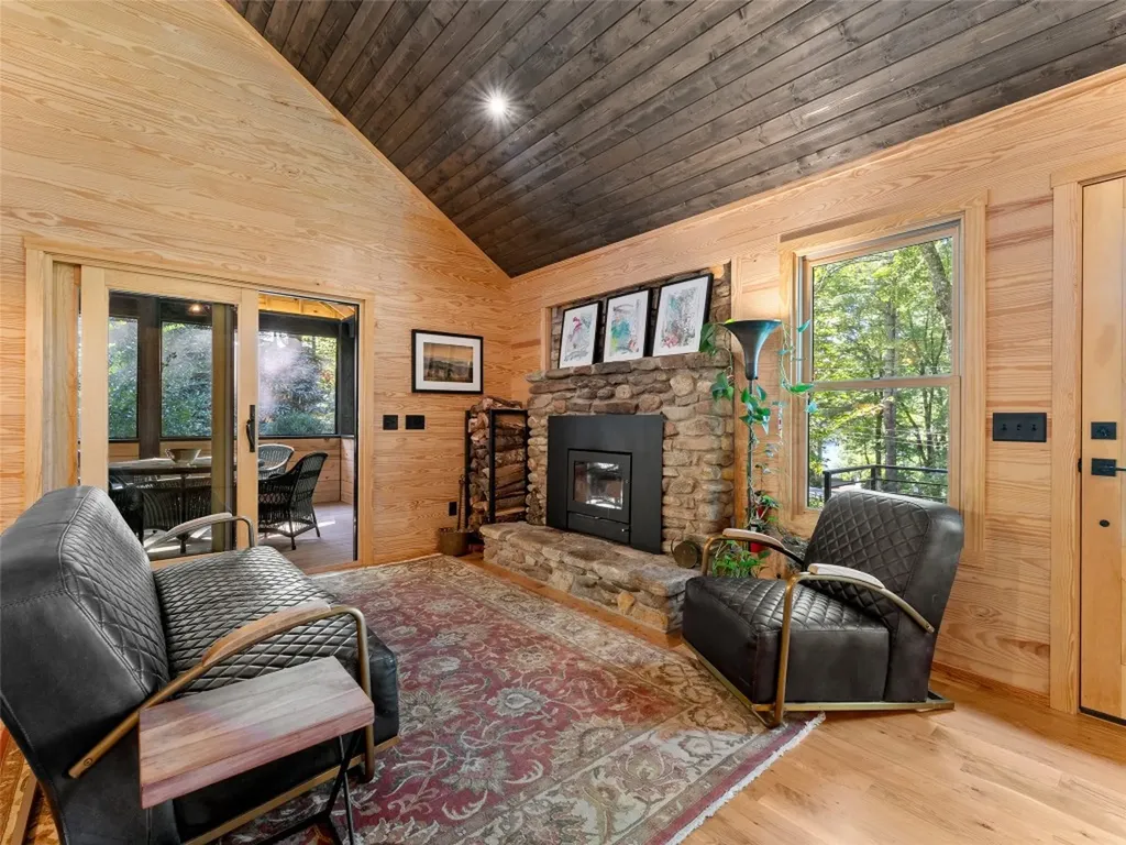 212 Shore Drive Lake Toxaway NC 28747