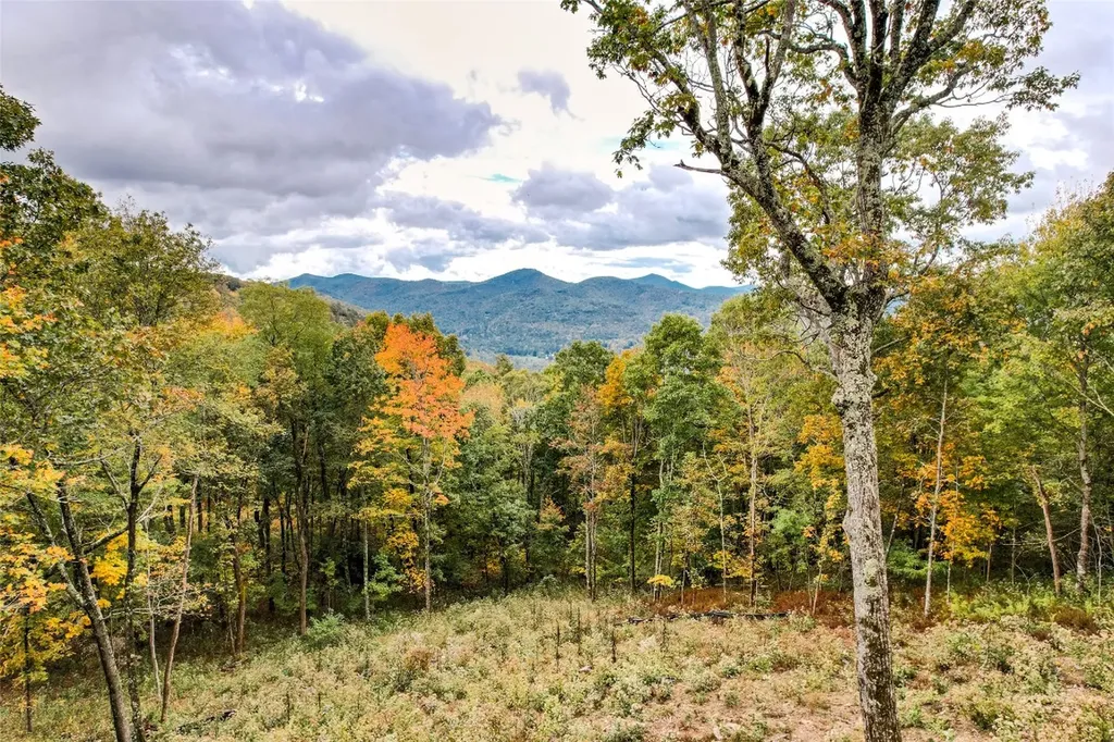 521 Misty Ridge Trail Glenville NC 28736