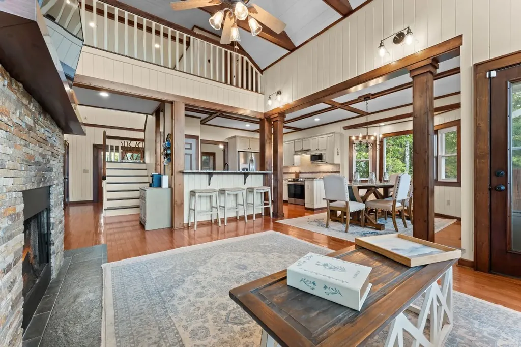 453 Eagle Ridge Sapphire NC 28774