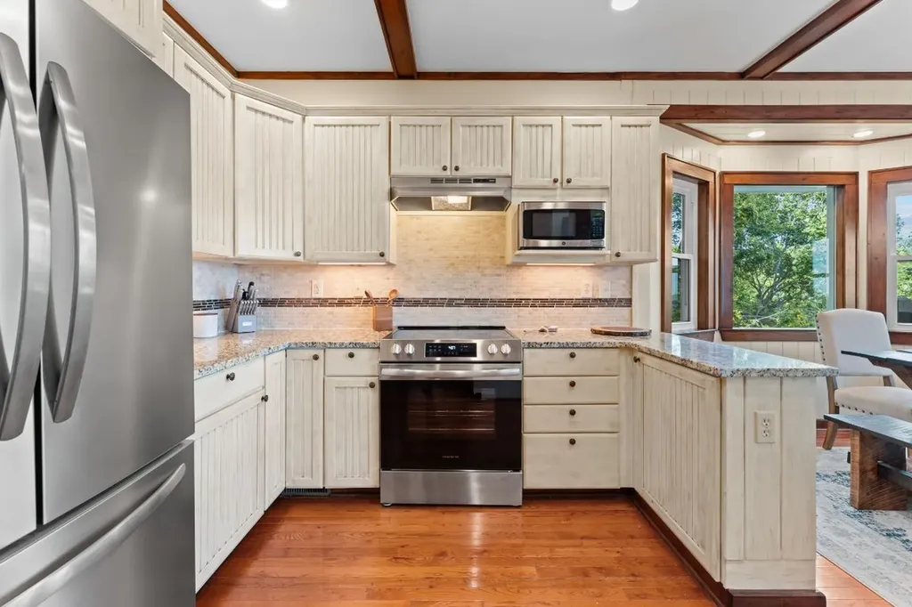 453 Eagle Ridge Sapphire NC 28774