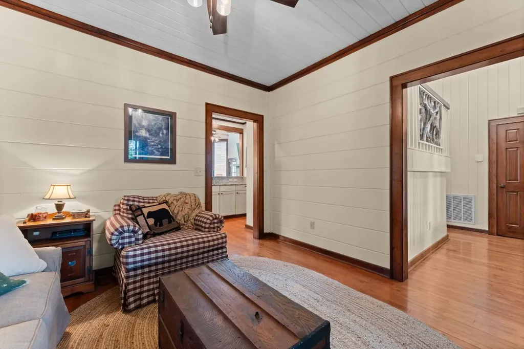 453 Eagle Ridge Sapphire NC 28774