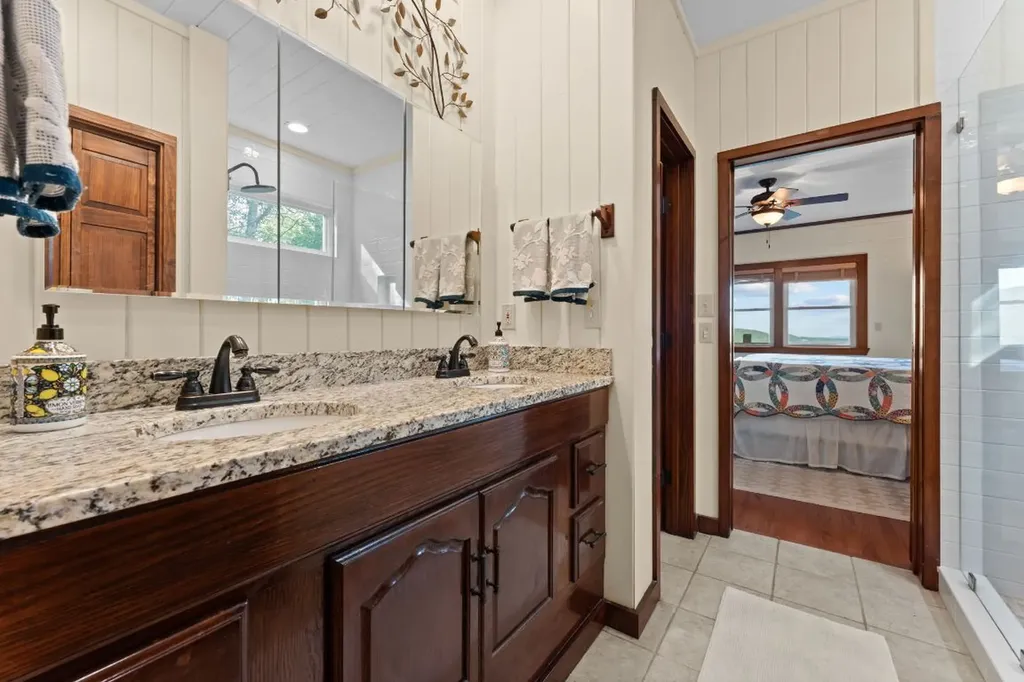 453 Eagle Ridge Sapphire NC 28774