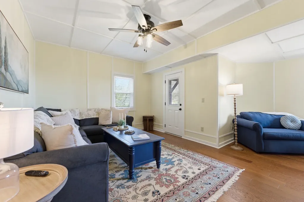 453 Eagle Ridge Sapphire NC 28774