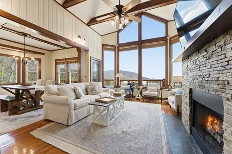 453 Eagle Ridge Sapphire NC 28774