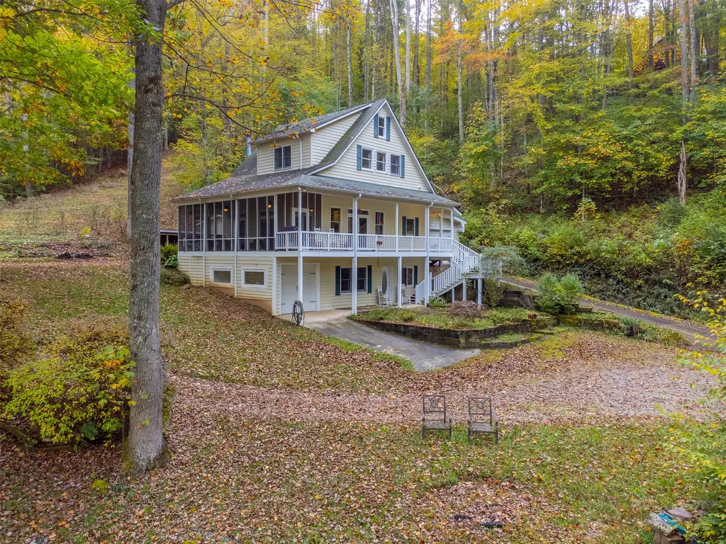 355 Trails End Lane Cullowhee NC 28723